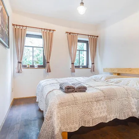 Penzion Buskovsky Mlyn 1580 Dolní Bousov