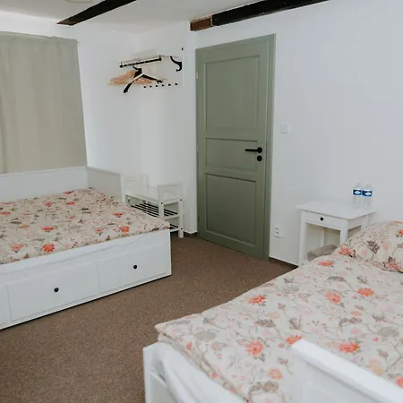 Penzion Buskovsky Mlyn 1580 Dolní Bousov