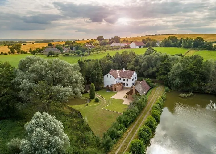 Buskovsky Mlyn 1580 Dolní Bousov