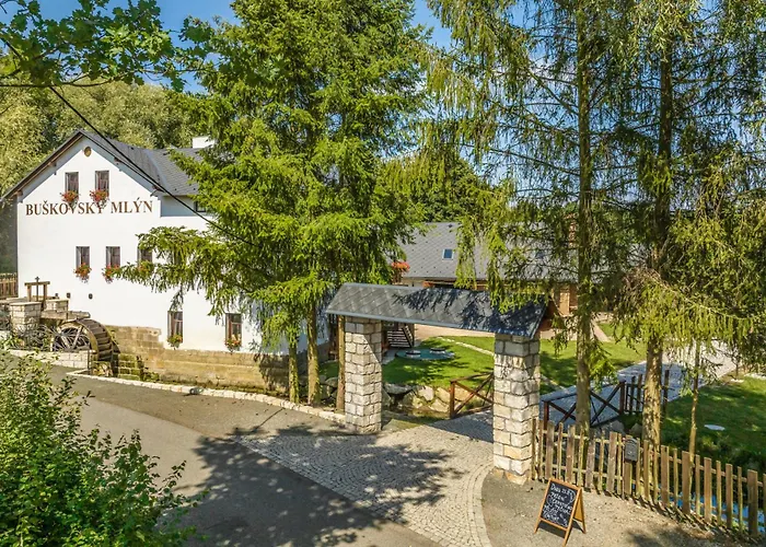 Buskovsky Mlyn 1580 3*